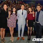 무대인사에 완전 섹시하게 입고 온 김민정!