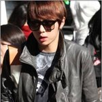 못하는 게 없는 만능돌의 올블랙 <b>자태</b>