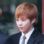 [시우민] <b>홍대</b> 오늘도 내린 머리였음 좋겠어 ㅋㅋㅋ