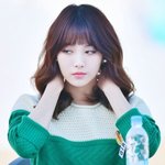 새침한 얼굴은 최고인 <b>유라</b>