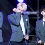 [EXO] 또 <b>냄새</b> 맡는 세후닝!!