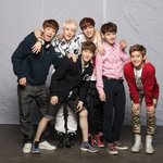 [EXO] 경수 진짜 <b>작나</b>보다;