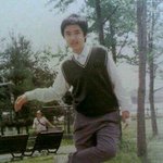 [EXO] 경수 이 과거사진 뭔가 <b>이상해</b>