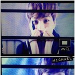 [EXO] <b>오늘자</b> 김종인 하트는