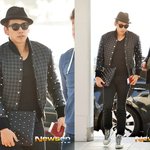 매니저랑 커플가방 멘 비 ㅎㅎ 카리스마 돋네~