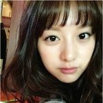 이번 드라마에서도 <b>인형미모</b> 돋는 김지원