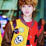 [EXO] 엑소중 턱<b>선</b>이쁜애들
