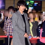 머리 수염 다 <b>덥수룩</b>한데 섹시한 남자