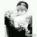 [exo] 샤이니 선배님 앨범 인증한 <b>변백현</b>