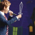 [exo] 무대에서 검 휘두르는 <b>변백현</b>