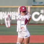 잠시만요~플레이오프3차전 보기전에 <b>배트</b>걸 순위 정하고 가실게요!!