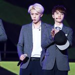 [EXO] 분명히 오세훈 앞에 도경수가 있는건데 왜 그럴까