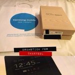 [EXO] 박찬열 <b>조공</b>받은 휴대폰 공항에서 인증함