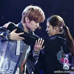 [EXO] 루한 <b>이사진</b> 미치겠다 ㅠㅠ