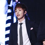 [EXO] 시우민 이러고있는<b>거</b> 됴음