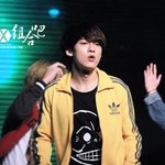 [EXO] 김종대 레전드 노란<b>져지</b>