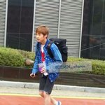 [EXO] 우민이 음중 출근길때 입었던 <b>야구잠바</b>!!!!!!!!