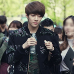 [exo] 마마때 <b>세훈이</b> 팔짱낀 사생 사진 가져옴