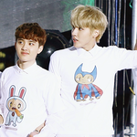 [EXO] 도경수 크리스 아빠와 <b>아들</b> 같음 이 <b>사진</b>