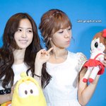 [손나은] [충격]손나은 가운데 손가락 욕 완전 어이없네 ㅡㅡ