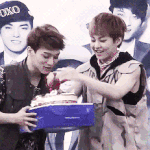 [EXO] 민서기가 끌꼬야 내가 끄꺼야 후!!!!!!!!!!