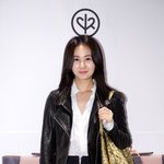 포토 존 여신, 블랙 vs 옐로우 ‘누가누가 더 이쁘나?’