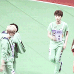 [EXO] 변백현 이 춤 <b>정체</b>가 뭐야?
