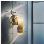 아랍<b>부호</b> 모하메드씨가 사용하는 화장실에 걸린 황금휴지.jpg