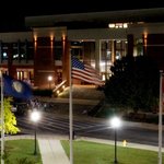 [HOT]미국- 대학교에서 어학연수하고 곧바로 미국대학 입학한다...