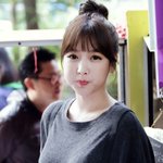 <b>팬캠</b>에 대놓고 애교 만발한 티아라 소연