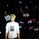 [EXO] 애 땜에 너무 너무  힘들어