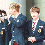 [EXO] <b>배</b>켜니의 알 수 없는 행동