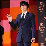 17살이라 믿기지 않는 여진구 수트빨….