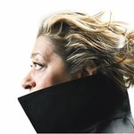 샤넬을 더욱 빛나게 해준 여자, 여성 건축가 '자하하디드'