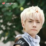 [EXO] <b>햇빛</b>에 눈이 부신 세훈