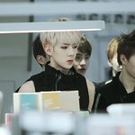 [EXO] 세훈이가 아이라인 그리면