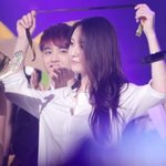 [EXO] <b>디오</b>가크리스탈훔쳐보는짤ㅋㅋㅋ