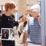 [exo] <b>민석</b>이 루한 피하는거 맞았네 ㅋ