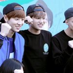 [EXO] <b>찬열</b> 종인 세훈 손 비교짤