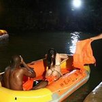 중국여자에게 몸파는 한국남자들   [남자접대부]중국 원정 나체쇼...