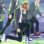 [EXO] <b>다리살</b> 빼고 싶으신분?