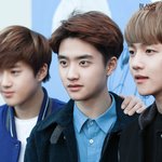 [EXO] 경수야 얼굴에 김이 묻었어