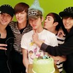 [NUEST] 뉴이스트 렌의 생일을 <b>축하</b>합니다!