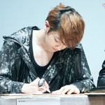 [exo] 내일 <b>찬열</b>이 미크로네시아 항공편ㅇㅇㅇㅇ