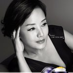 <b>세월</b>도 비켜가는 장미희의 뱀파이어 외모~~~!!!