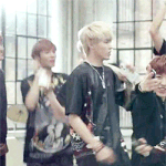 [EXO] 크리스<b>생축</b>