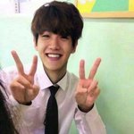 [EXO] 우리 사촌오빠가 백현닮았구낭..