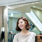 [박수진] 젓가락 각선미 박수진, <b>쇼핑</b>할 생각에 절로 미소~