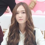 <b>가르마</b> 바꾸면 좋겠는 제시카 최근