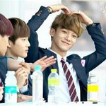 [exo] 엑소멤버들라디오들으면서무슨생각했을까?